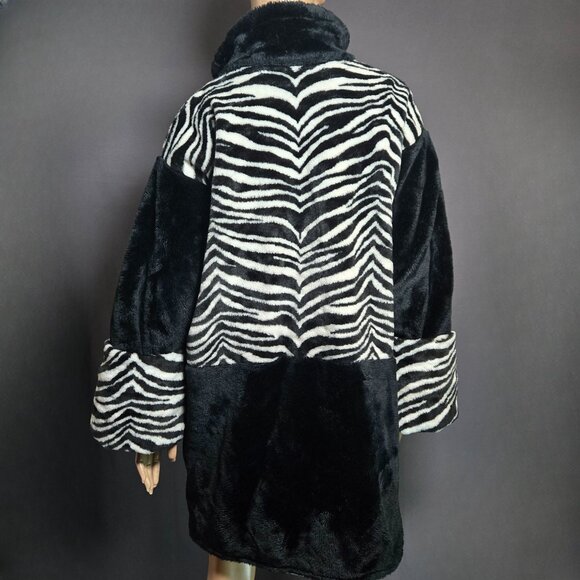 Vintage 80s Faux Fur Coat Black Zebra Print Size L Oversized Gender Neutral - Picture 13 of 16